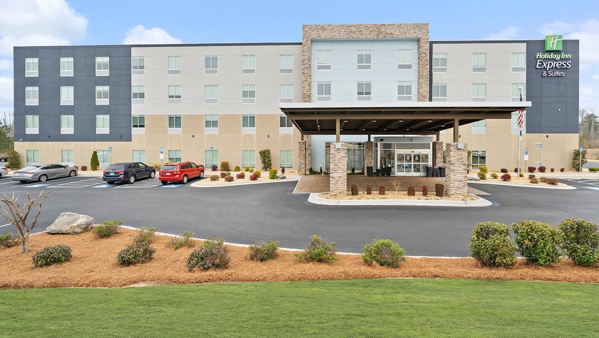 Holiday Inn Express & Suites Macon North By Ihg Exterior photo