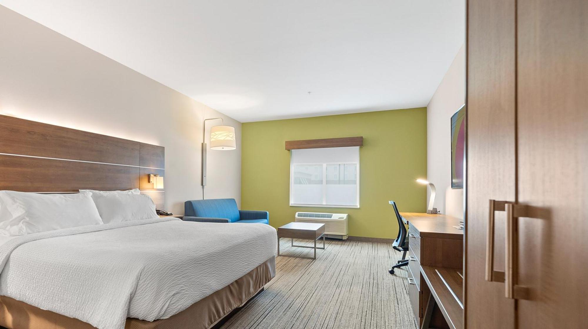 Holiday Inn Express & Suites Macon North By Ihg Exterior photo